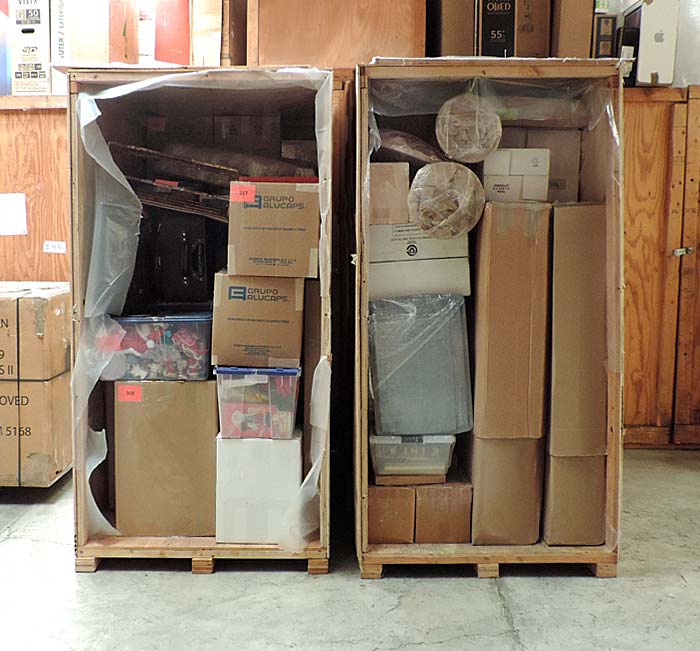 Strom White Movers